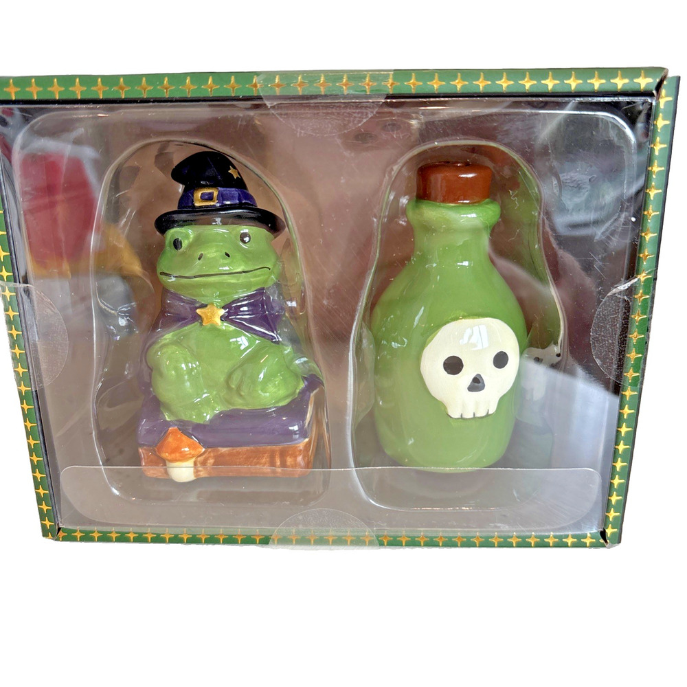 Witch Frog & Potion Bottle Haunted Halloween Ceramic Salt & Pepper Shaker Set